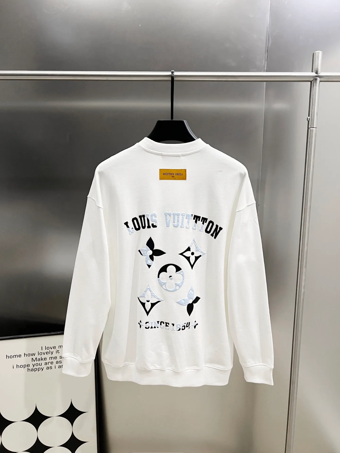 🅿️260 1v Louis* 2025 autumn and winter new style Customized double yarn fabric round neck long-sleeved sweatshirt Classic letter foam technology + three-dimensional silicone design High-end version! The same loose version for men and women S M L XL XXL five sizes color black white